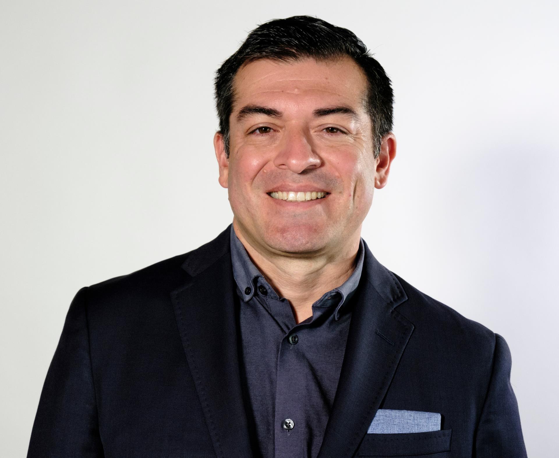 Jorge New Final Headshot